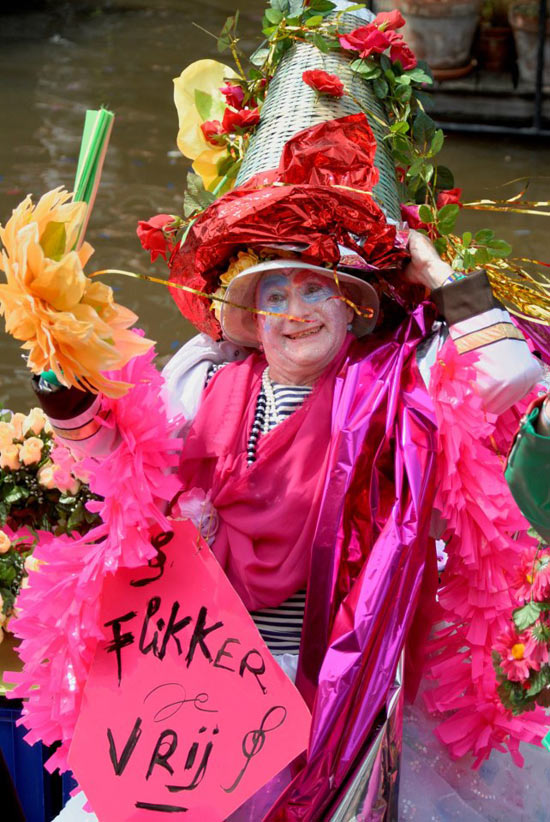 fabiola-in-pink fabiola-in-pink