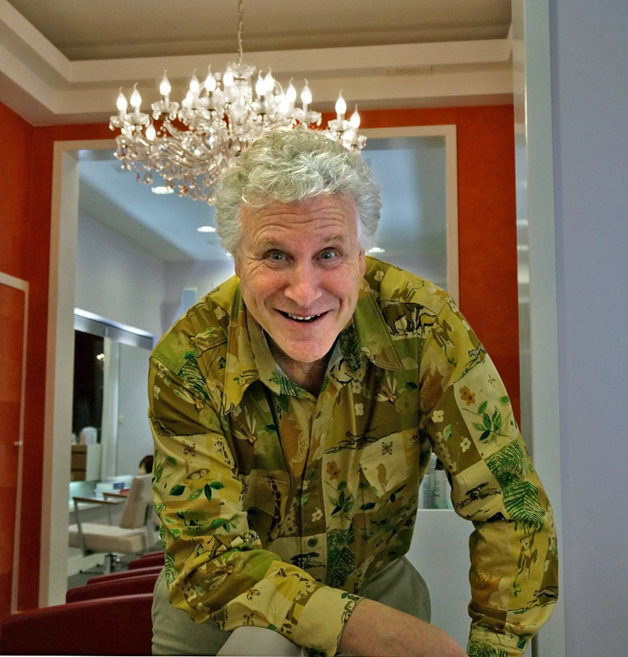 Philip_surrounded_by_light