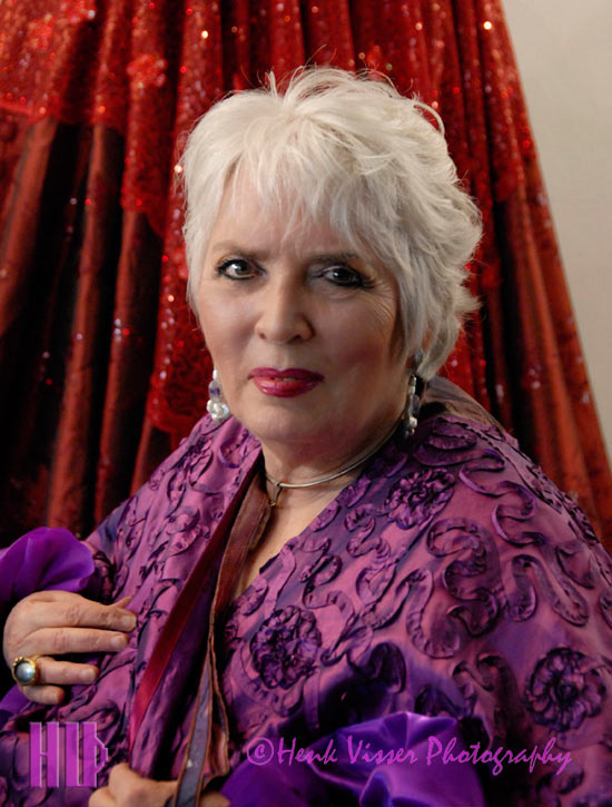 xie--just-had-her-hair-fluffed-up xie--just-had-her-hair-fluffed-up