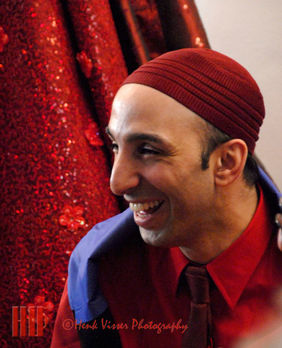 aziz-laughing aziz-laughing