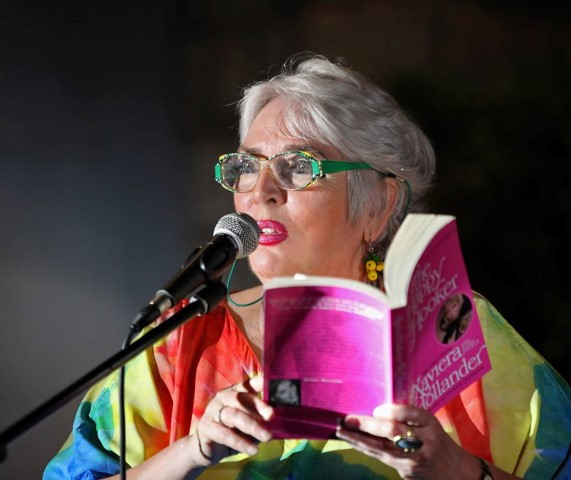 946086_452720998173397_1402107146_n