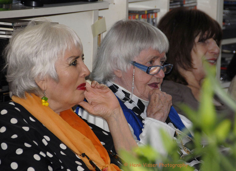 xie and rozetta from aside