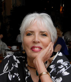 1.xie-looking-content