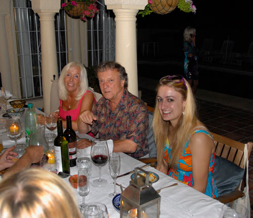 elaine-robin-and-hanna